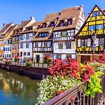 Beau Au Coeur De *